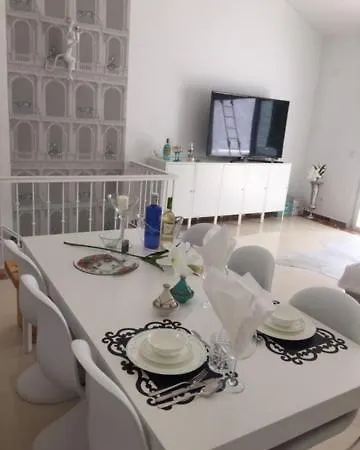 Casa Strack * 에스테포나